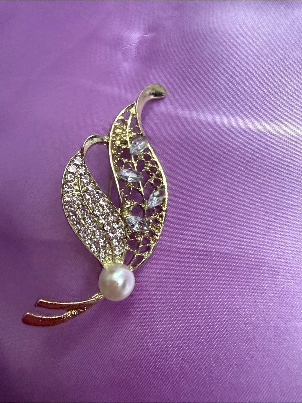 Gold Leaf Pearl & Crystal Brooch - Elegant Gold Tone Women’s Jewelry